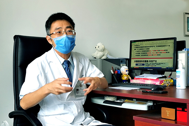北京同仁医院鼻过敏科：过敏性鼻炎首先要明确并远离过敏原