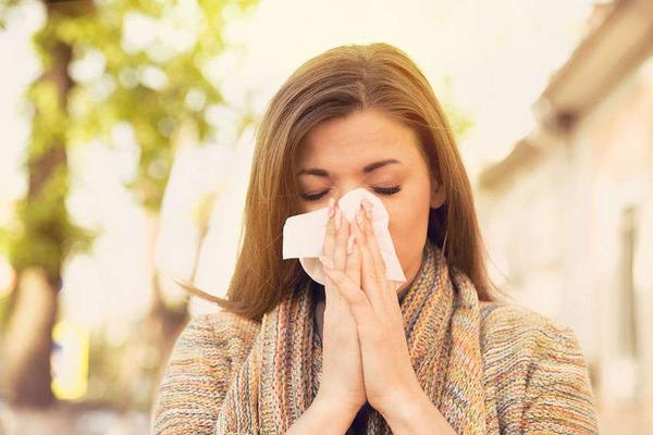 冬季如何应对过敏性鼻炎